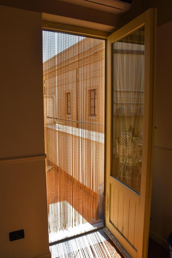 Dimora San Domenico Bed & Breakfast Palermo Exterior photo